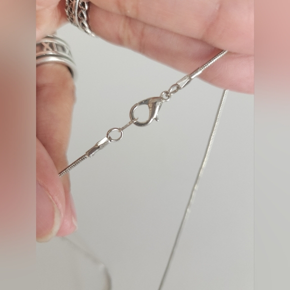 Two-Way Magnetic Silver Necklace Jerusalem Cross Blue - Picture 8 of 11